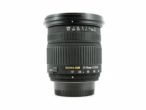 Sigma 17-70mm f/2.8-4.5 DC Macro Nikon Fit Lens - Picture 1 of 3