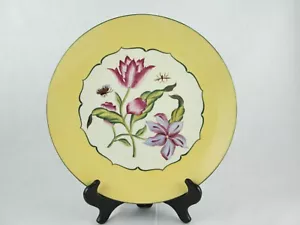Plato Floral Andrea By Sadek Decorativo 10.5" Iris Amarillo - Imagen 1 de 6