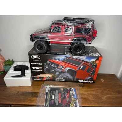 Traxxas TRX4 Land Rover Defender Scale and Trail Crawler Red RC Car Open box - Image 1 of 4