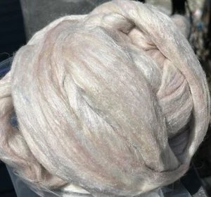 Sandstone Merino and Silk Blend Combed Top Roving for Spinning, Felting 9 Oz. - Picture 1 of 2