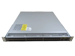 Cisco N3K-C3064PQ-10GX 10G SFP+ & 40G QSFP+ commutateur double alimentation sans système d'exploitation - Photo 1/5