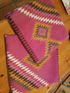 Set of 2 Wool Kilim Pillow Covers Geometric Pattern Textured Pink 