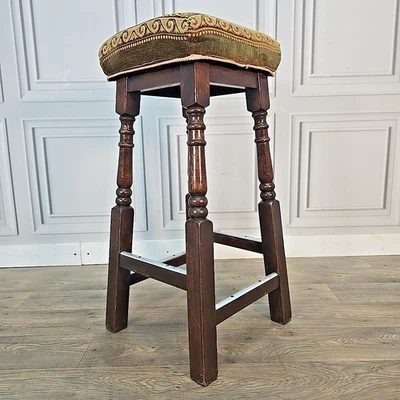Vintage Pub Bar Stool - Tall Upholstered Turned Wooden Seat Home Man Cave Retro - Image 1 of 4