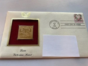 1999 Love Victorian Heart Gold Cover Replica STAMP - Picture 1 of 3