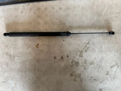 MERCEDES BENZ CLK55 AMG W209 03-09OEM CAPÓ DELANTERO IZQUIERDO O DERECHO AMORTIGUADOR RESORTE GAS  Foto 1 de 4