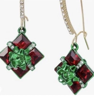 NEW BETSEY JOHNSON Crystal Christmas Present Drop Earrings Green & Red - Image 1 of 4