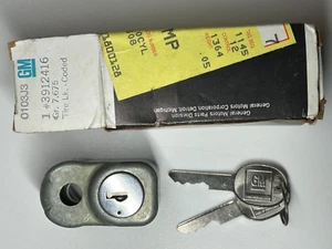 NOS GM 3912416 1961-82 Corvette Camaro Chevelle Spare Tire Lock Coded H GM Keys - Picture 1 of 7