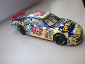 2001 John Andretti #43 POP SECRET 1/64 HOT WHEELS PETTY RACING Dodge INTREPID - Picture 1 of 7