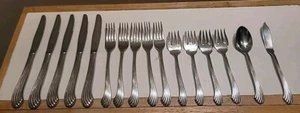 16 Pcs Reed & Barton Stainless Bentwood - Picture 1 of 11