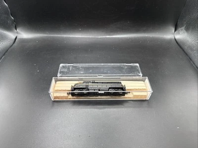 Life Like N Scale 7914 BL-2 Locomotive W.M: Speedlines #82 WESTERN MARYLAND READ - Image 1 of 4