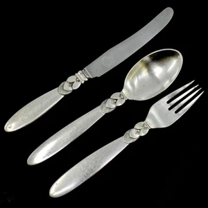 Juego de tenedor/cuchara y cuchillo para ensalada Georg Jensen Cactus de plata 925 para jóvenes (LO1003889) - Imagen 1 de 12