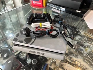 SONY PLAYSTATION 4 PS4 SLIM CONSOLE 1 TB BUNDLE (CUH-2102B) STAR WARS EDITION - Picture 1 of 22