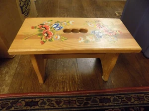 Vtg Wooden Oak FOOT STOOL Hand Painted Tole Flowers Finger Holes 16x8.5x7.5" VGC - Picture 1 of 14