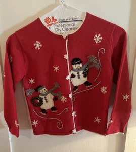 Vintage Girls Red   Christmas Cardigan Children's Wool Snowflake Buttons ￼ - Picture 1 of 11