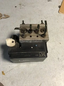 mitsubishi l200 abs pump control module mn102451 07-15 advics 135110-19790 - Picture 1 of 7