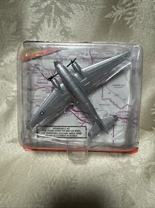 Road Champs 6200 1:87 Die Cast United States Air Force Douglas C-47 Flugzeug - Bild 1 von 2