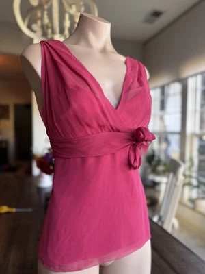 Blusa Elie Tahari “Nalani” 100% Seda – Talla L – Berry – Nueva con Etiquetas Foto 1 de 4