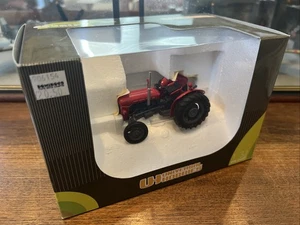 1:32 Massey Ferguson MF 35X Traktor 1962 Scale Classic Model UH Boxed 2701 - Bild 1 von 3