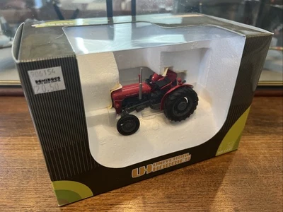 1:32 Massey Ferguson MF 35X Tractor 1962 Scale Classic Model UH Boxed 2701 - Image 1 of 3