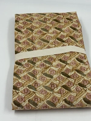 Решетчатая занавеска с цветочным узором West elm Pierce & Ward — без подкладки — розовое красное дерево 48x96 - Изображение 1 из 4