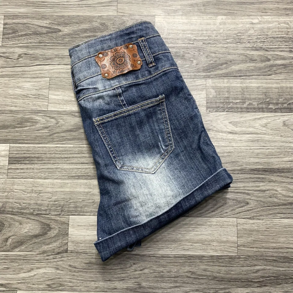 Pantalones cortos de mezclilla para mujer DOLLHOUSE tiro alto botón mosca azul lavado oscuro talla 7 Foto 1 de 4