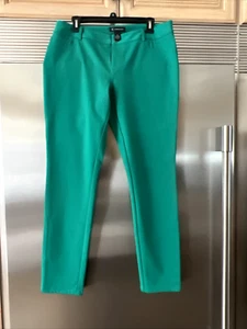 MACY'S INC INTERNATIONAL CONCEPTS HOSE JADE-ITE GRÜN GR. 10 SCHMEICHELHAFT SPITZ ZULAUFEND - Bild 1 von 5