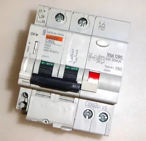 Merlin Gerin Multi9 C60L 4 Amp c Curve MCB + Vigi C60 RCD Pod & Auxiliary - Picture 1 of 8
