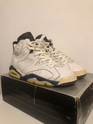 Talla 9 - Air Jordan 6 Retro 2000 Midnight Navy Foto 1 de 4