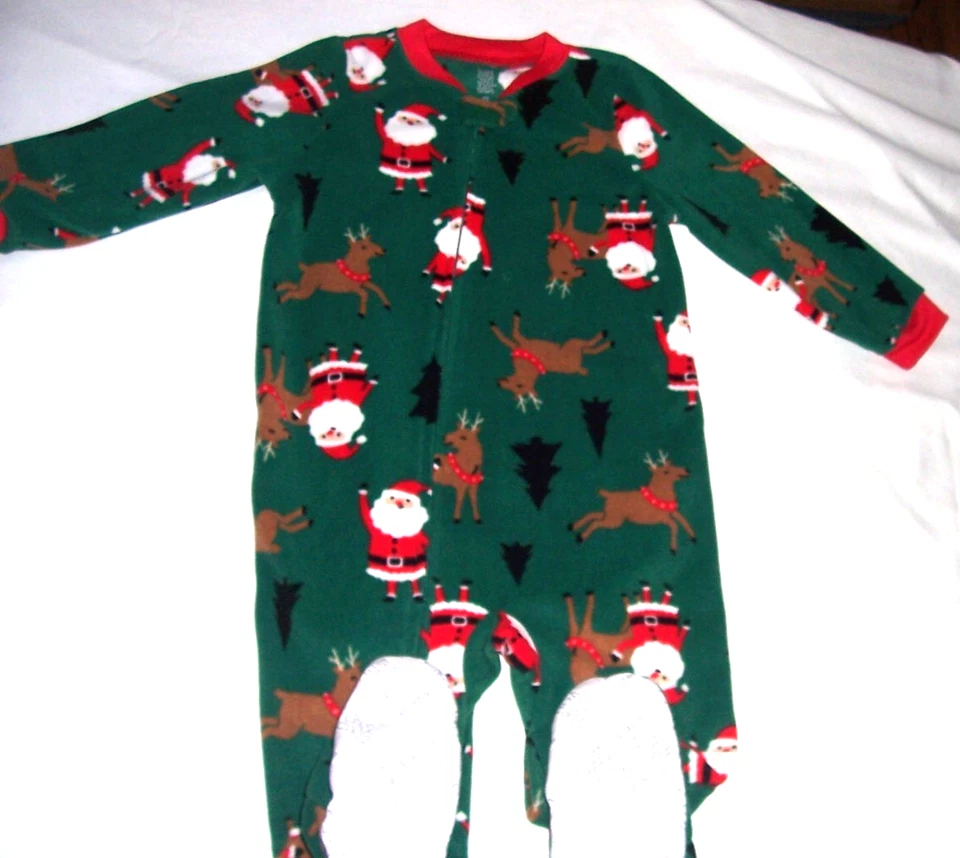 Dormitorio Just One You Boy's 2T 1 pieza con patas "Navidad" usado en excelente estado Foto 1 de 4