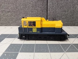 HO Scale AHM Santa Fe ATSF 332 Switcher Locomotive Yugoslavia READ - Picture 1 of 11