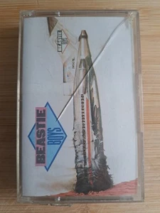 RSRL CASSETTE ALBUM BEASTIE BOYS LICENSED TO ILL UK RELEASE 1986 DEF JAM 450062 - Picture 1 of 4