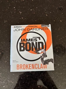 James Bond-Brokenclaw-John Gardner-6 CDs-Audiobook-Unabridged-NM-007 - Picture 1 of 2
