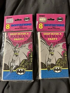 Vintage Licensed Batman Returns Superhero Birthday Party Invitations 8-Pack X 2 - Picture 1 of 12