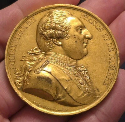 French Historical Gilded Copper Medal Louis XVI, 67th King of France (1754-1793) - Image 1 of 3