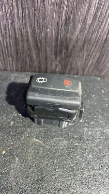 Renault Clio Central Locking Switch 26488 - Image 1 of 3
