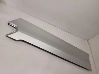 15-21 KIA SEDONA RIGHT RH EXTERIOR QTR GLASS MOLDING SILVER 83915A9000     Foto 1 de 4