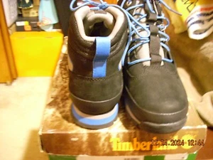 NEU UND VERPACKT Timberland Stiefel marineblau Nubuk wasserdicht Chukka Damengröße 7,5 M - Bild 1 von 2