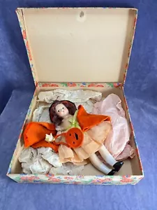 Vintage Madame Alexander Little Betty con scatola originale - bambola compleanno ottobre - Foto 1 di 24