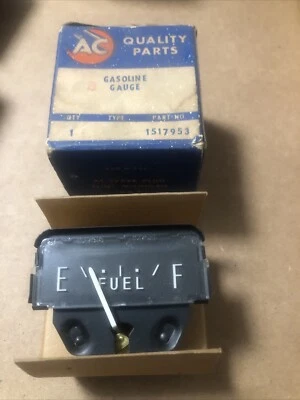 1954 CADILLAC 12 VOLT GAS GAUGE IN BOX NOS 1517953 - Image 1 of 4