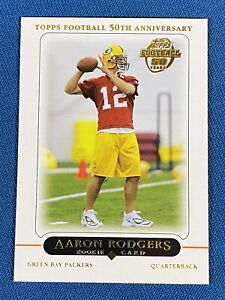 2005 Topps Aaron Rodgers Rookie Football Card #431 Green Bay Packers (B)