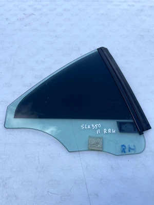 2011 MERCEDES-BENZ SLK350 ЗАДНЯЯ ЧЕТВЕРТЬ СТЕКЛА УГЛОВОЕ СТЕКЛО ТОНИРОВАННАЯ ПРАВАЯ СТОРОНА OEM - Изображение 1 из 4
