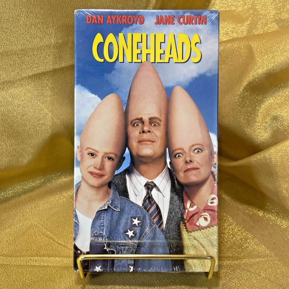 Coneheads (1993, VHS) Paramount Dan Aykroyd Jane Curtin Michelle Burke NEW - Image 1 of 4