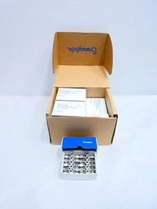 Box Of 100 Swagelok SS-400-3 Stainless Union Tee 1/4in Tube - Picture 1 of 10