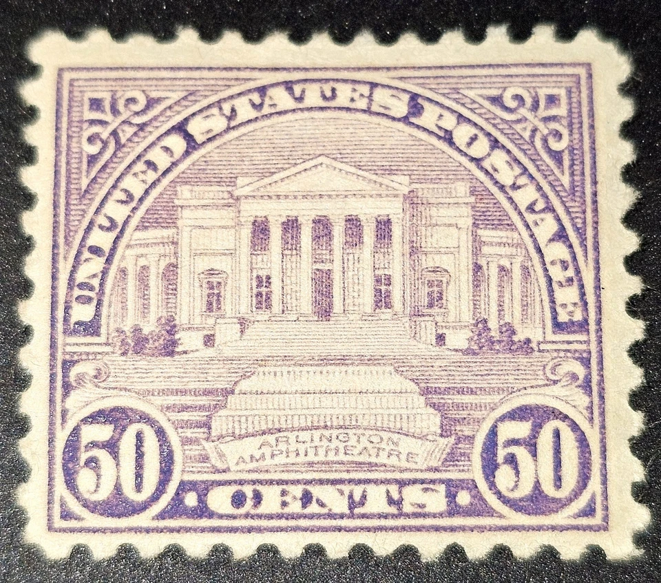 US STAMP ARLINGTON AMPHITHEATER 1922 5Cc SC#570 FLAT PLATE PERF-11 UNWMK MLHOG! - Image 1 of 2