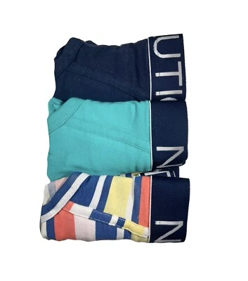 Novo com etiquetas Nautica. Pacote com 3. Masculino. Cuecas stretch de algodão listradas azuis. MRSP. US$ 39,00 - Imagem 1 de 4