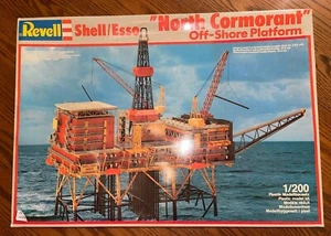 REVELL 1:200 North Cormorant Off-Shore Platform Model Kit COMPLETE IN BOX - Picture 1 of 4