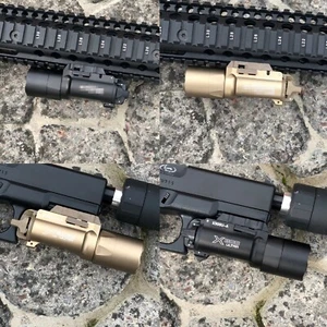 Linterna LED táctica SOTAC X300u 400 lúmenes brazo lateral antorcha elemento airsoft