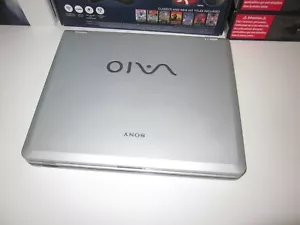 NOTEBOOK "VINTAGE" SONY VAIO PCG-K215B COMPLETO DI CARICA BATTERIA ORIGINAL-RARO - Foto 1 di 5