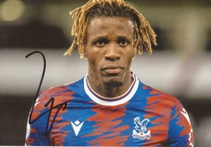 PALACIO DE CRISTAL: WILFRIED ZAHA FIRMADO 6x4 FOTO DE ACCIÓN + CERTIFICADO DE AUTENTICIDAD - Imagen 1 de 1