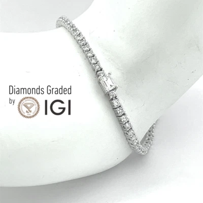 Brazalete de tenis de diamantes naturales de lujo con corte esmeralda de 1,74 quilates IGI de oro blanco de 14 quilates Foto 1 de 4